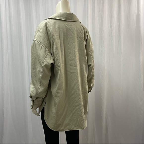 H&M Oversized Shirt Jacket, Padded Shacket, Green/Beige Size Small - Picture 4 of 11